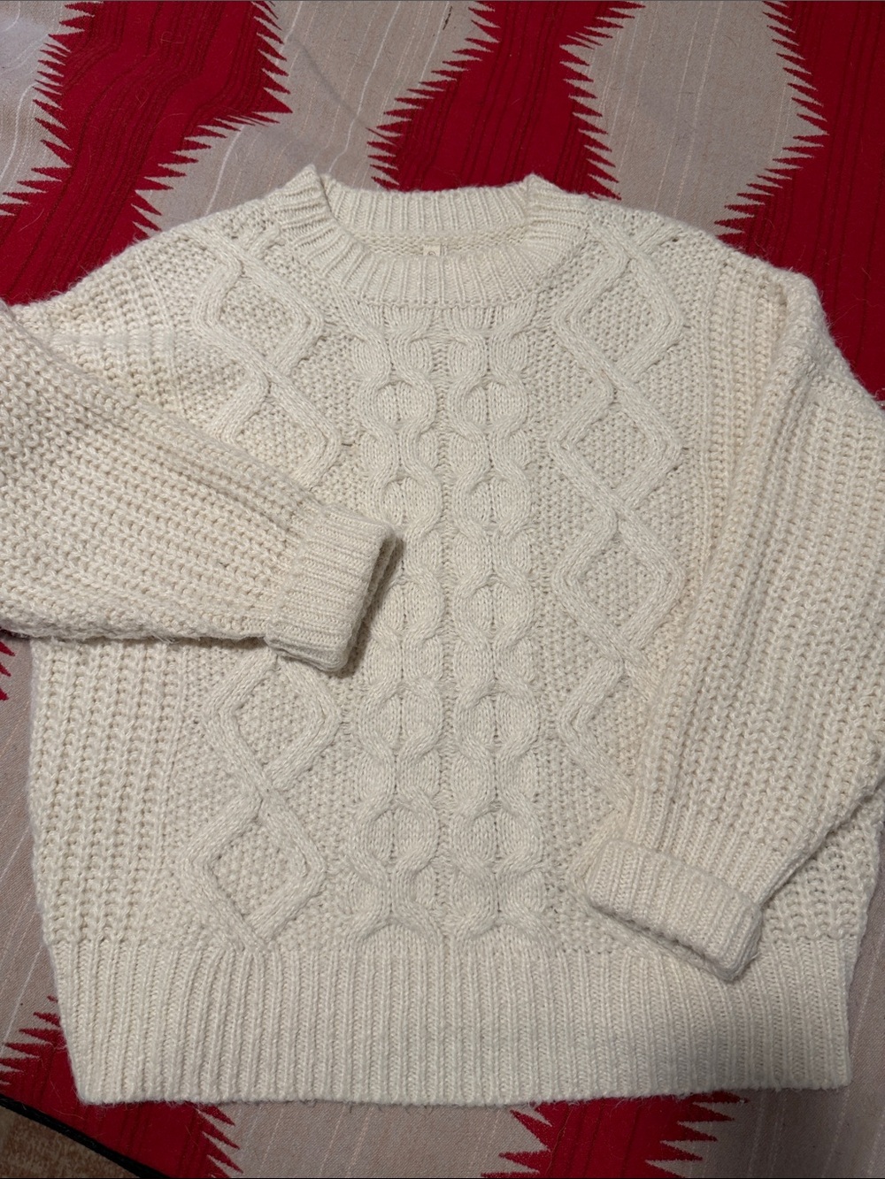 Wishlist women’s medium large Cream Cable Knit Sweater